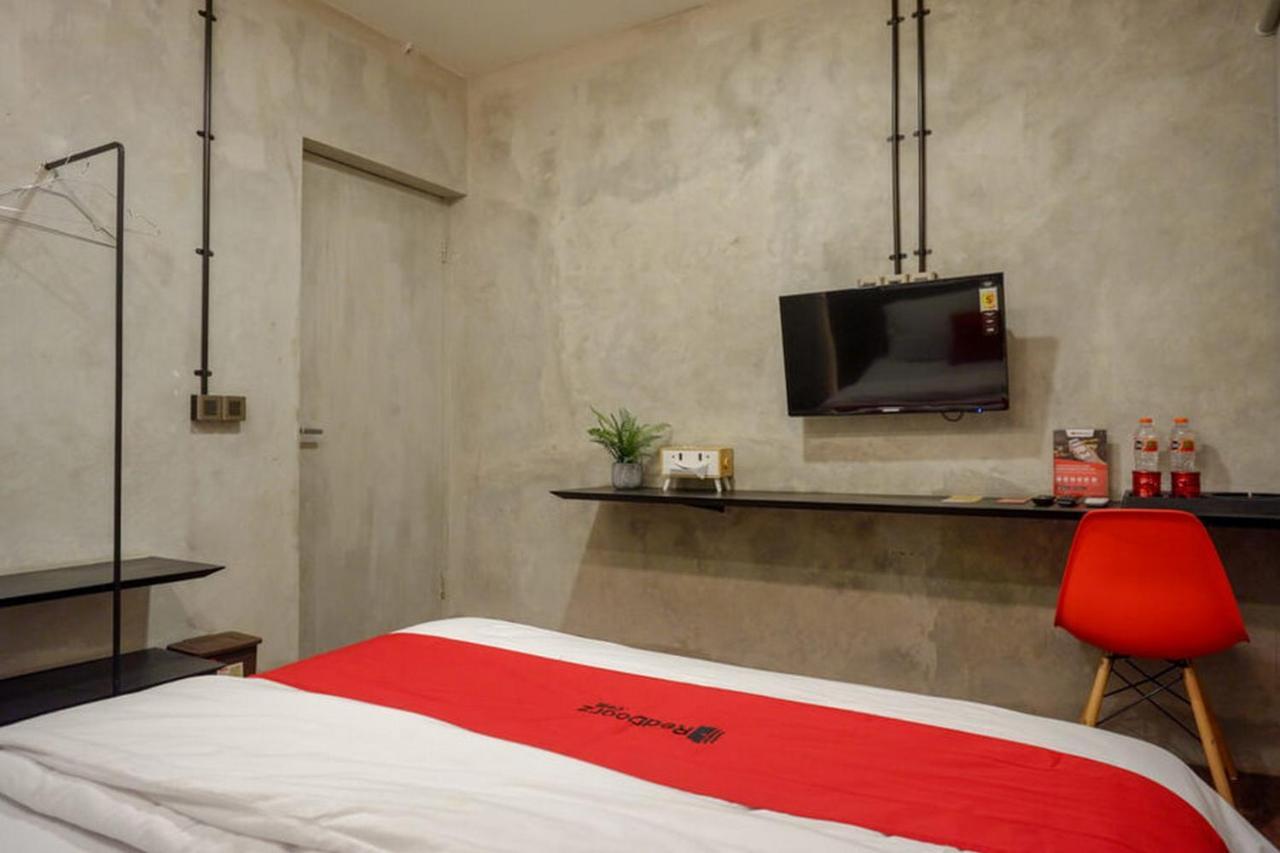 Reddoorz Plus Near Kawasan Sam Poo Kong Семаранг Екстер'єр фото